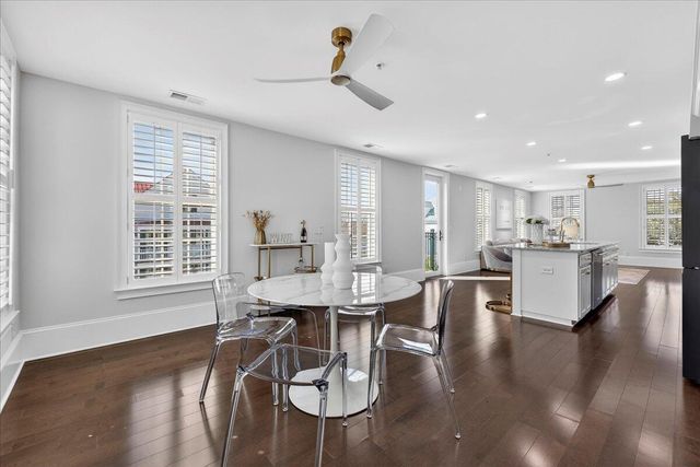 69 Morris Street Apt 301, Charleston, SC 29403