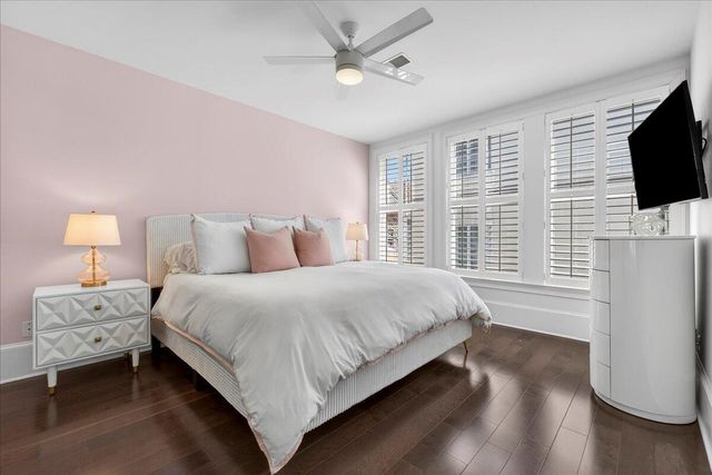 69 Morris Street Apt 301, Charleston, SC 29403