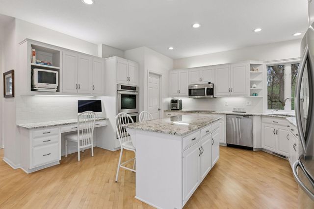 6954 Kenmare Drive, Bloomington, MN 55438