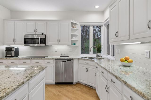 6954 Kenmare Drive, Bloomington, MN 55438