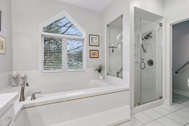 6954 Kenmare Drive, Bloomington, MN 55438