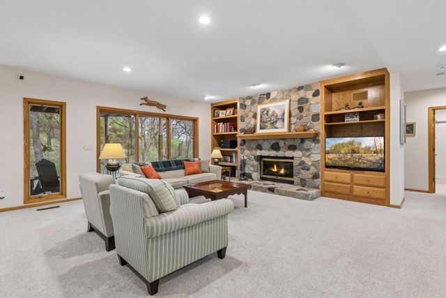 6954 Kenmare Drive, Bloomington, MN 55438