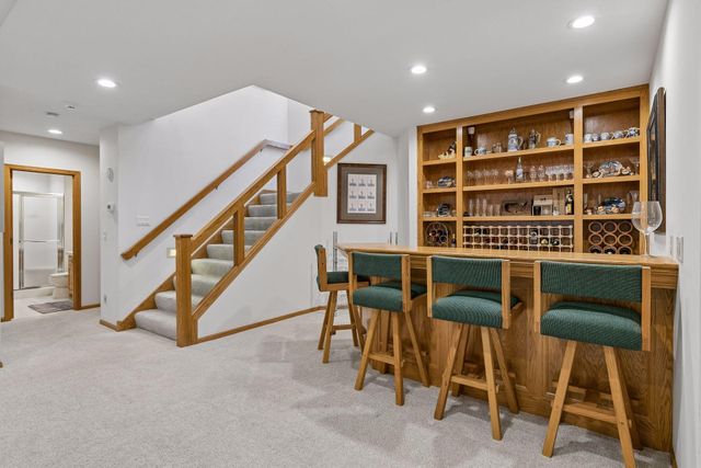 6954 Kenmare Drive, Bloomington, MN 55438