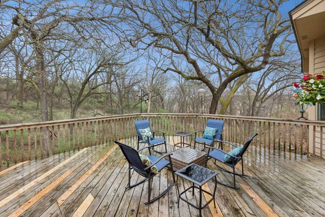 6954 Kenmare Drive, Bloomington, MN 55438