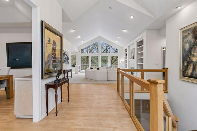 6954 Kenmare Drive, Bloomington, MN 55438