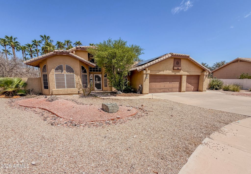 17898 W CACTUS FLOWER Drive, Goodyear, AZ 85338
