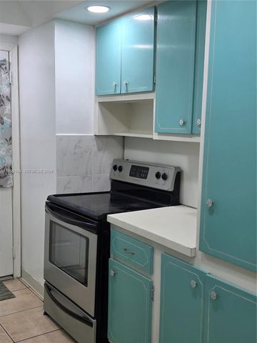 300 NE 191st St 218, Miami, FL 33179