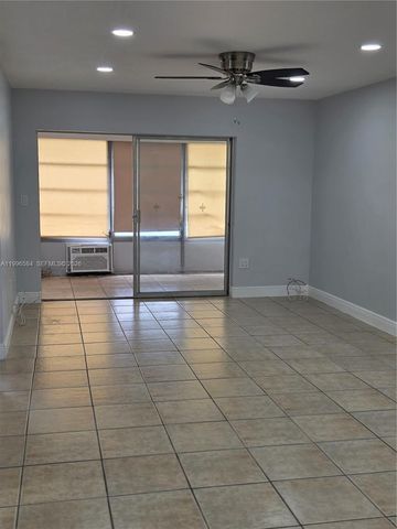 300 NE 191st St 218, Miami, FL 33179