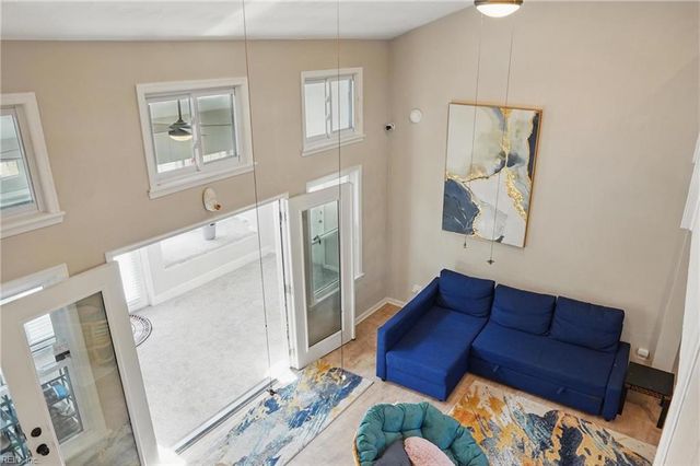 18 Marvin DR, Hampton, VA 23666