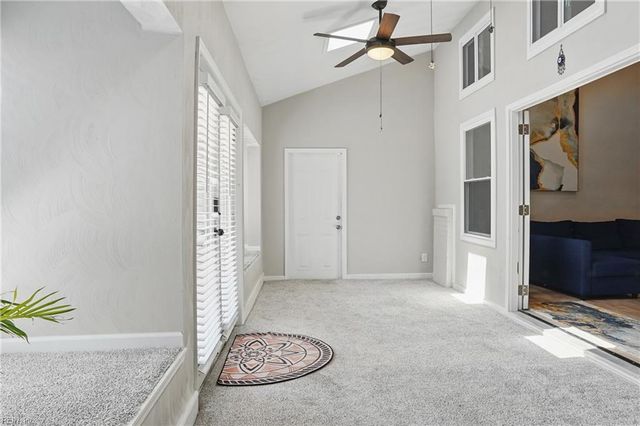 18 Marvin DR, Hampton, VA 23666