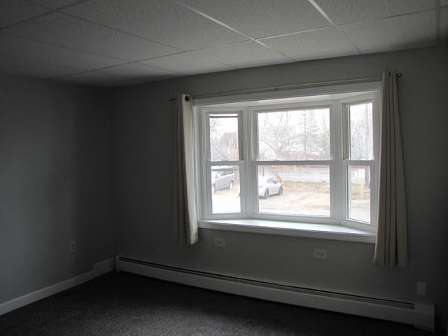 3 McIlvin St Apt A, Manchester, NH 03103