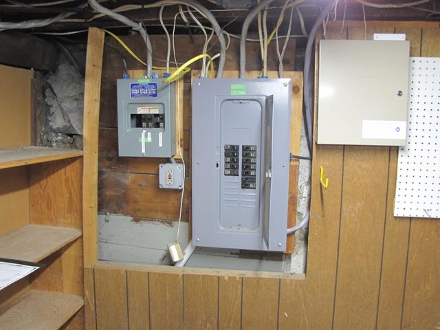 3 McIlvin St Apt A, Manchester, NH 03103