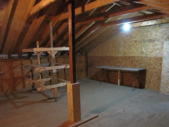 3 McIlvin St Apt A, Manchester, NH 03103