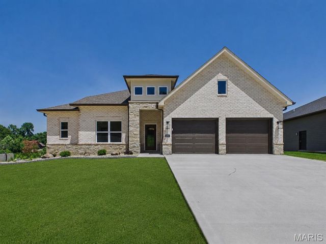 2291 Pelham Lane, Maryville, IL 62062