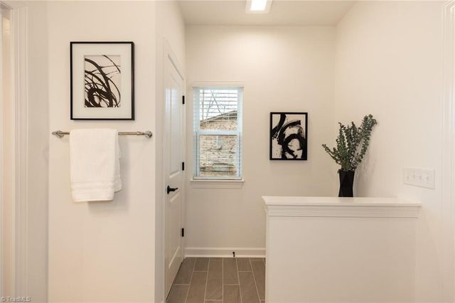 1811 Lake Drive 1025, Winston-salem, NC 27127