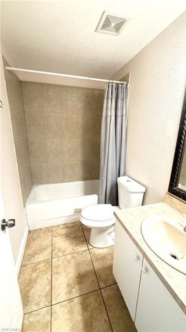 2804 11th ST SW, Lehigh Acres, FL 33976