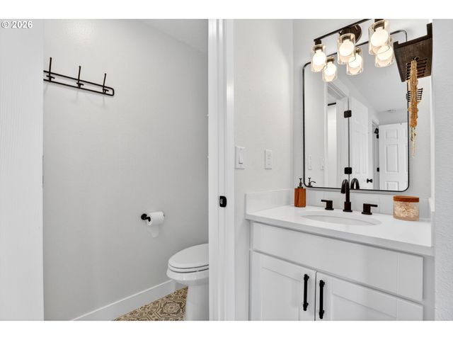 3709 Se 65TH Ave, Portland, OR 97206