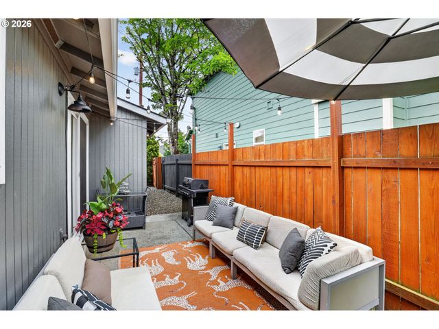 3709 Se 65TH Ave, Portland, OR 97206