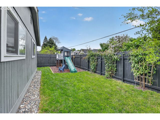3709 Se 65TH Ave, Portland, OR 97206
