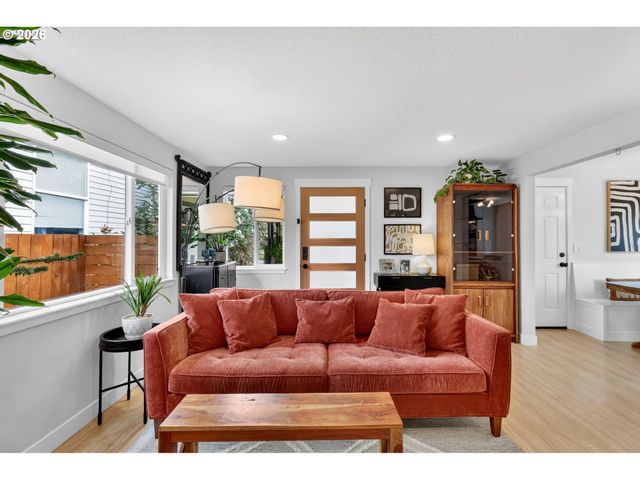 3709 Se 65TH Ave, Portland, OR 97206