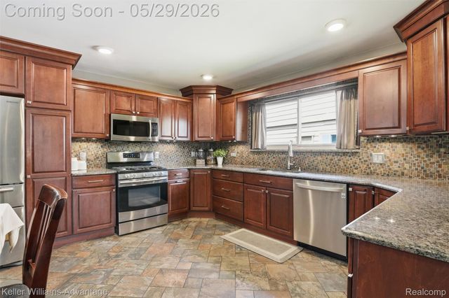 42505 Saltz Road, Canton Charter Township, MI 48187