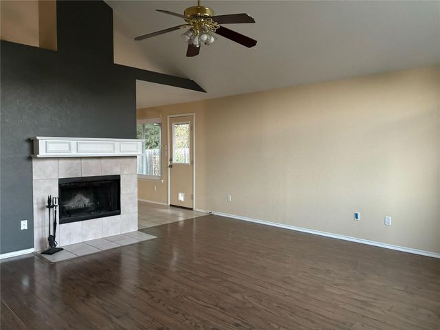 1210 Hidden Oaks Drive, Mansfield, TX 76063