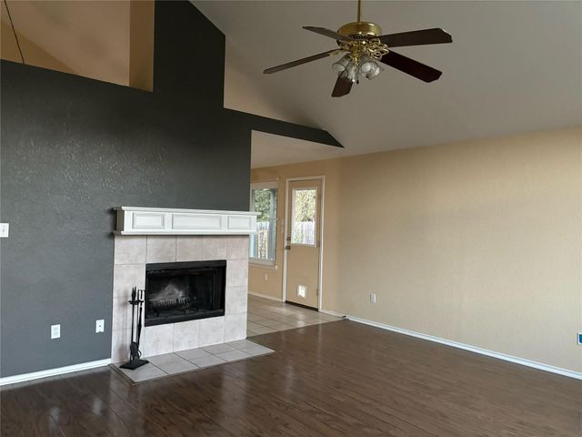 1210 Hidden Oaks Drive, Mansfield, TX 76063