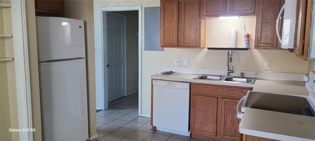 1210 Hidden Oaks Drive, Mansfield, TX 76063