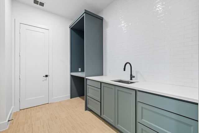 911 Brinn Boulevard, Celina, TX 75009