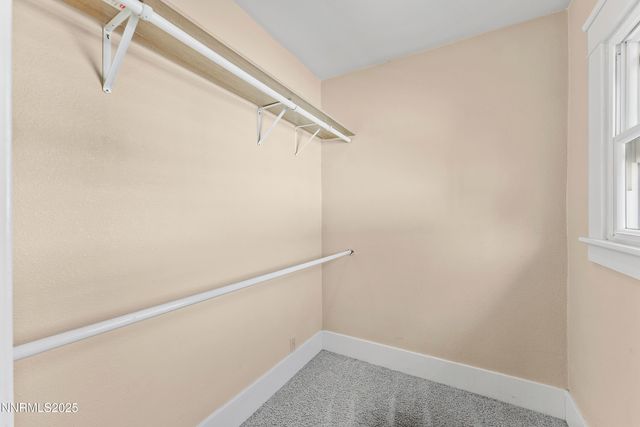 1756 F Street, Sparks, NV 89431