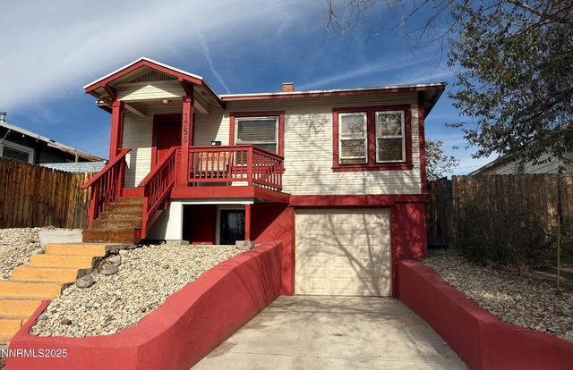 1756 F Street, Sparks, NV 89431
