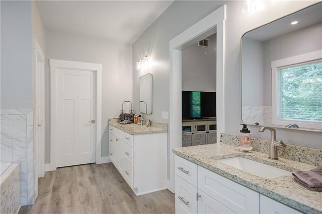 9350 Burnett Drive, Cumming, GA 30028