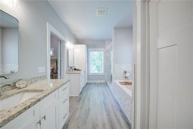 9350 Burnett Drive, Cumming, GA 30028