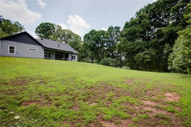 9350 Burnett Drive, Cumming, GA 30028