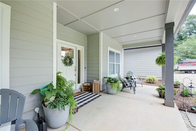 9350 Burnett Drive, Cumming, GA 30028