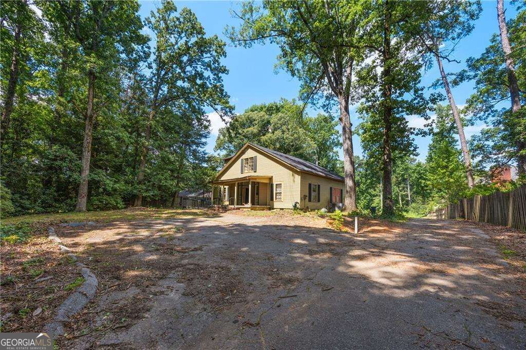 3740 Peachtree Dunwoody Road NE, Atlanta, GA 30342 — exterior