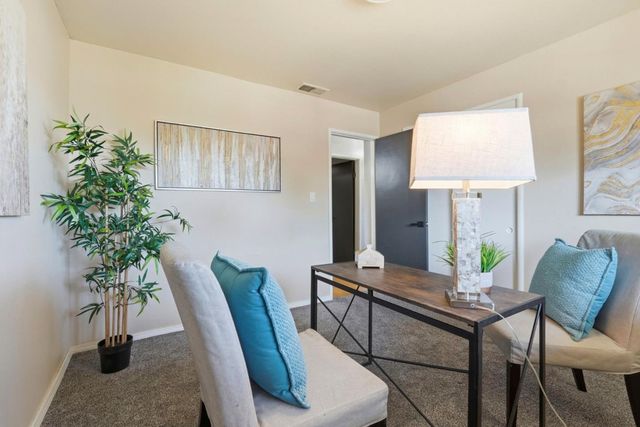 8440 Diane Ct, Gilroy, CA 95020