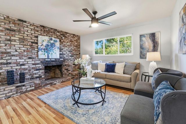 8440 Diane Ct, Gilroy, CA 95020