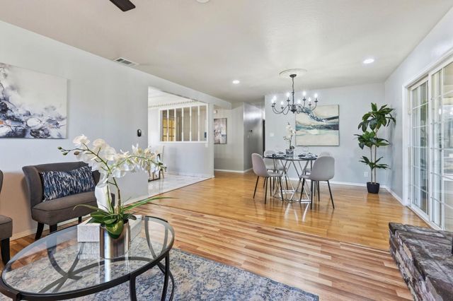8440 Diane Ct, Gilroy, CA 95020