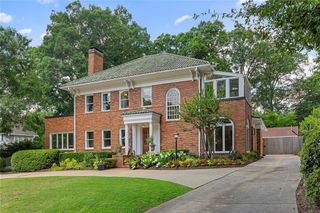 1036 Oxford NE Road, Atlanta, GA 30306