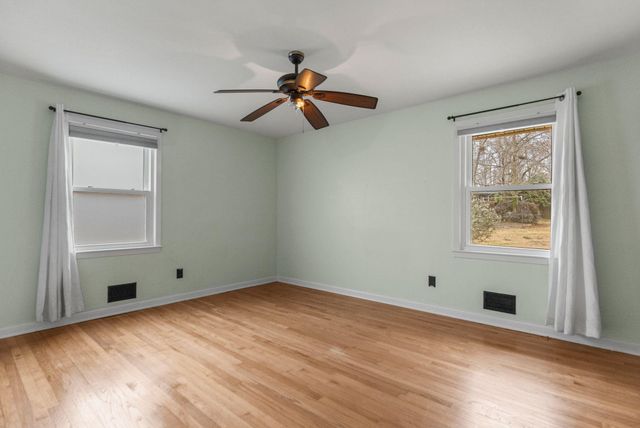 108 Duval Dr, Spartanburg, SC 29307