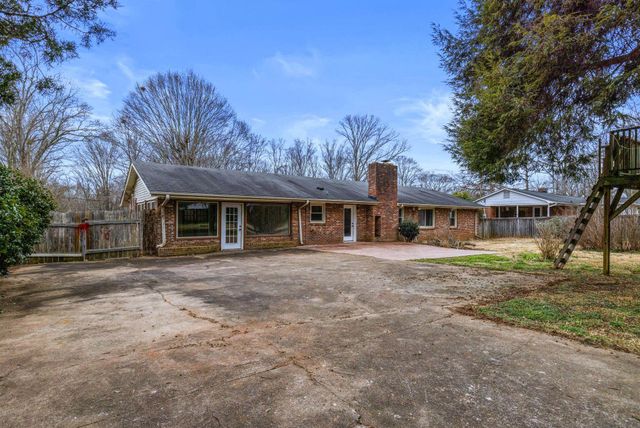 108 Duval Dr, Spartanburg, SC 29307