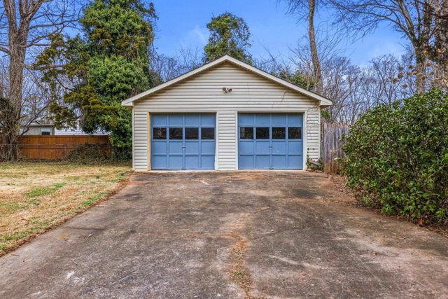 108 Duval Dr, Spartanburg, SC 29307