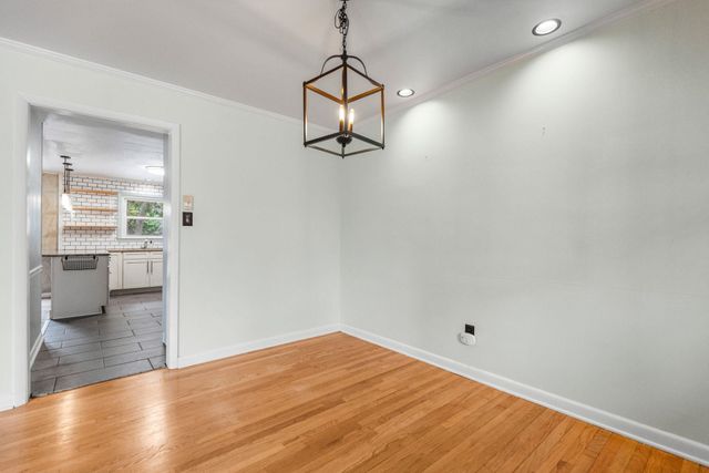 108 Duval Dr, Spartanburg, SC 29307