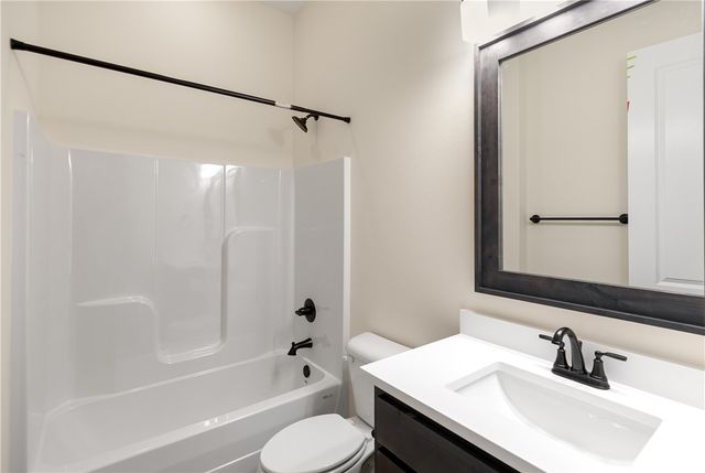 1602 SW Montrose Avenue, Bentonville, AR 72713