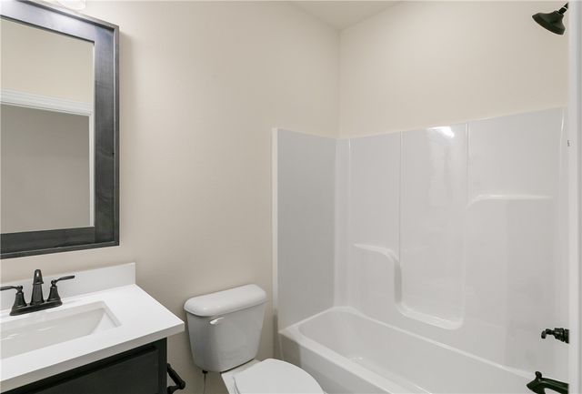 1602 SW Montrose Avenue, Bentonville, AR 72713