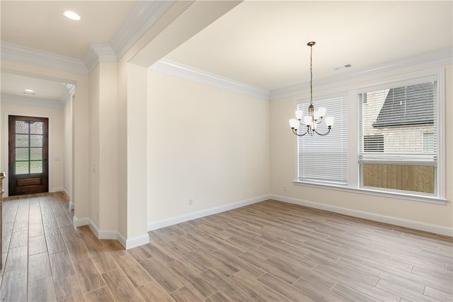 1602 SW Montrose Avenue, Bentonville, AR 72713