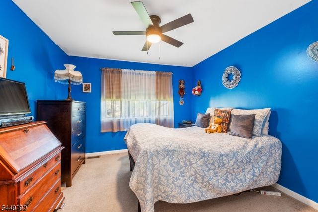 6 Sparrow Circle, Hampton Twp., NJ 07860