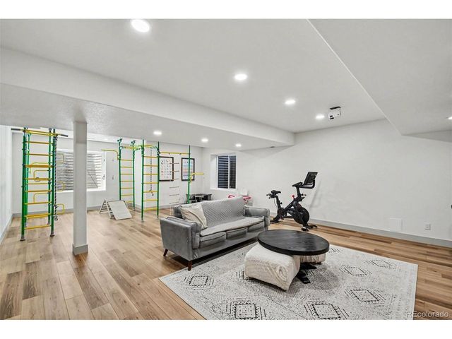 1833 Castle Hill Dr, Windsor, CO 80550