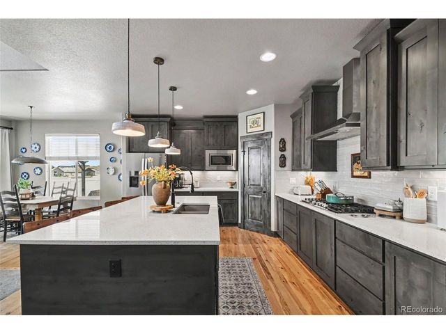 1833 Castle Hill Dr, Windsor, CO 80550